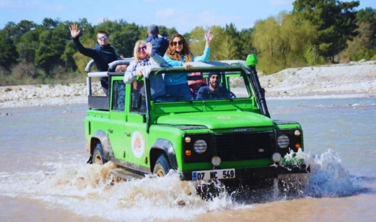 Jeep Safari – Niezapomniana Przygoda w Górach Taurus
