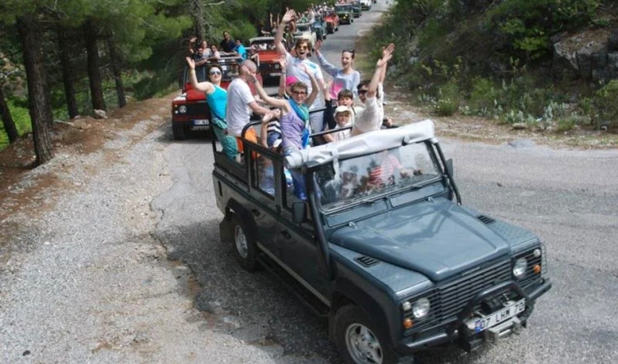 Jeep Safari – Niezapomniana Przygoda w Górach Taurus