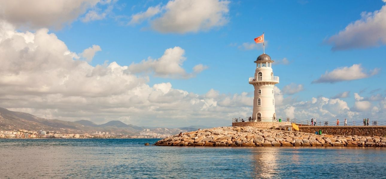 Turecka Riwiera zimą – pogoda i atrakcje w grudniu, styczniu i lutym