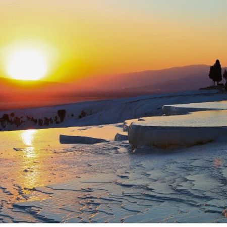 Pamukkale: Suyun ve Zamanın Masalı